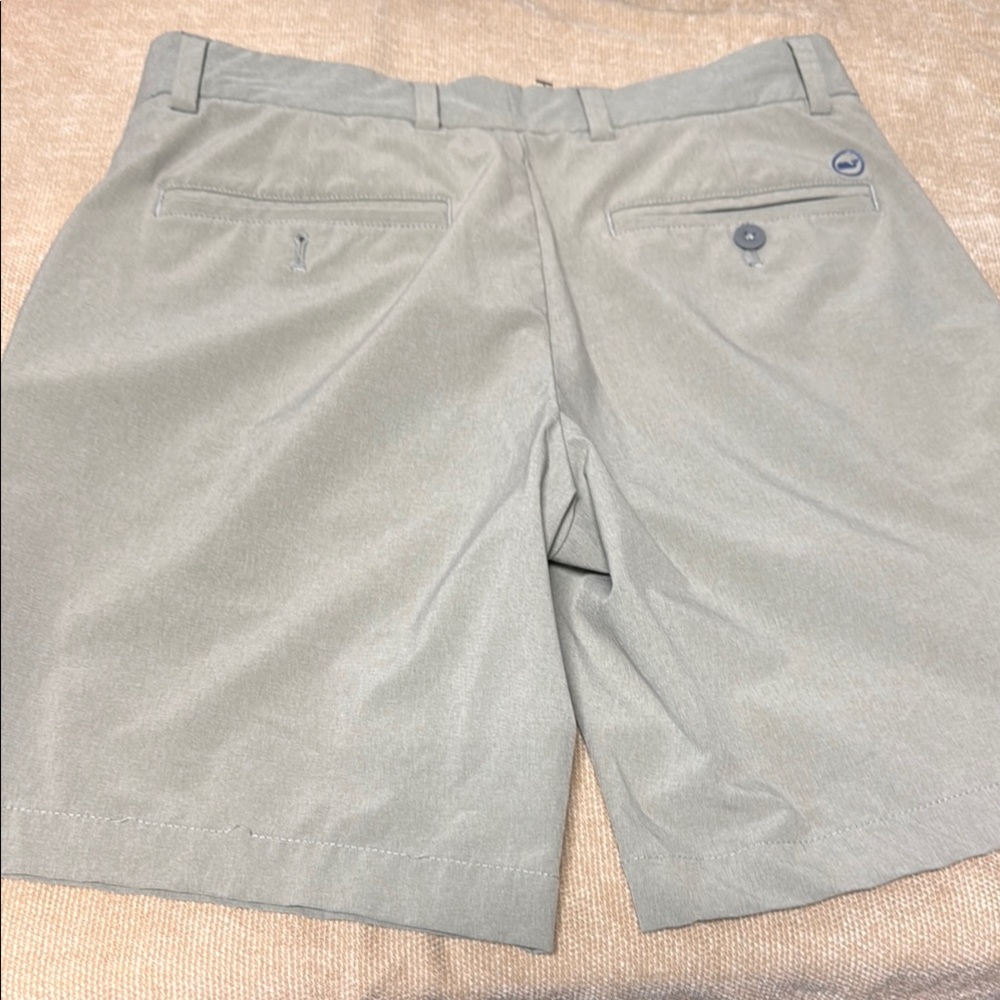 Vineyard Vines Performance Gray Flat Front Shorts… - image 5